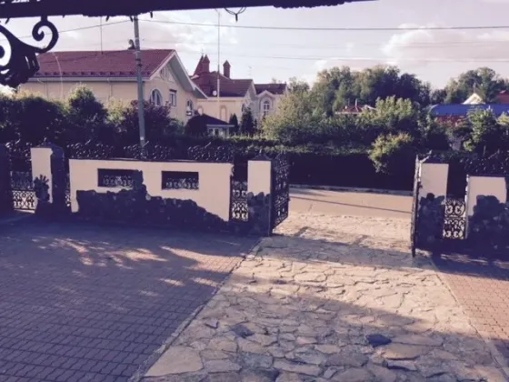 в Лобне Лобня