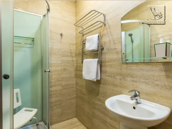 в Лобне Лобня