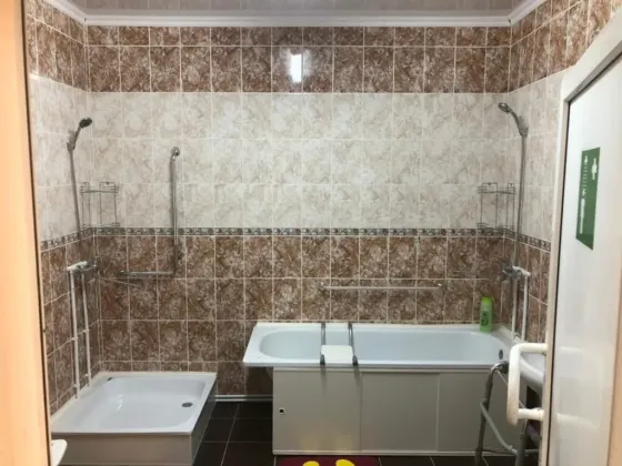 Геронтологический центр Излучинск