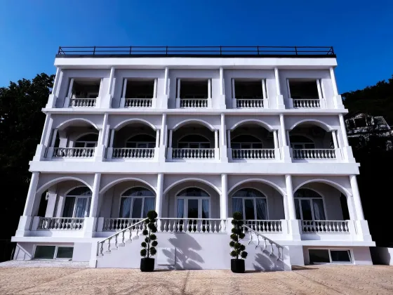 Гериатрический центр Ландыш Сочи