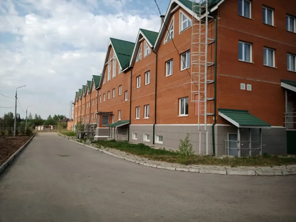 Изумруд Plaza Пермь - изображение 1